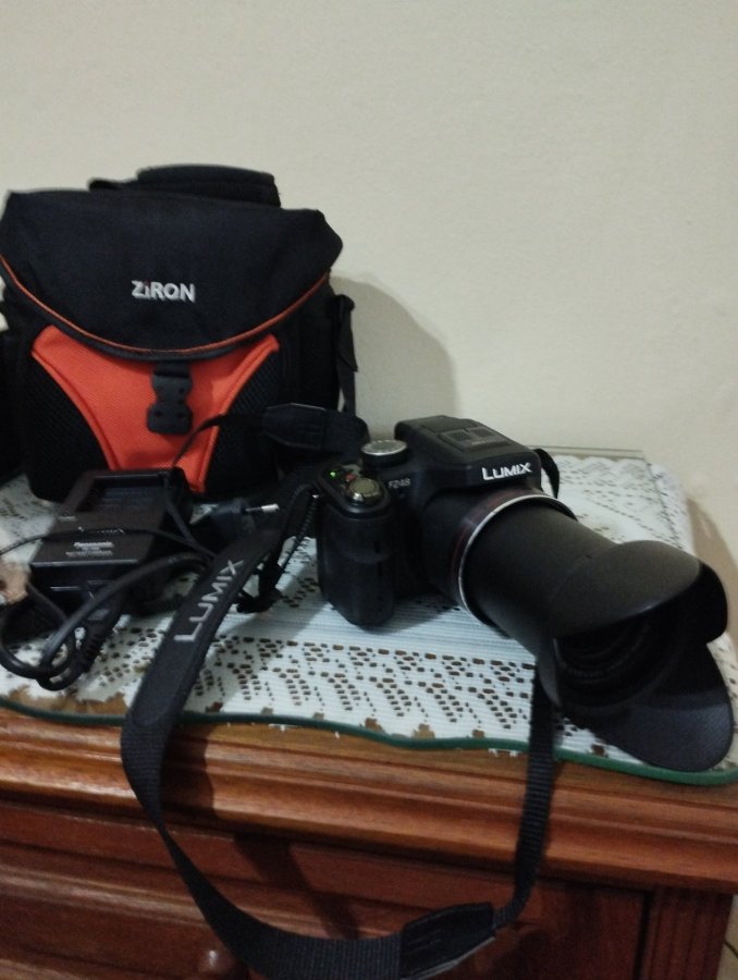 Camara de fotos digital Lumix Fz48, foto 2 de 2