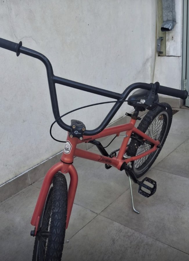 Bicicleta BMX