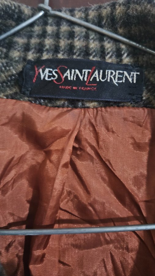 Saco de lana Yves Saint Laurent, foto 2 de 2