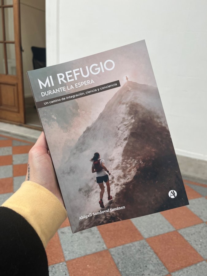Libro Mi Refugio durante la espera, foto 2 de 2