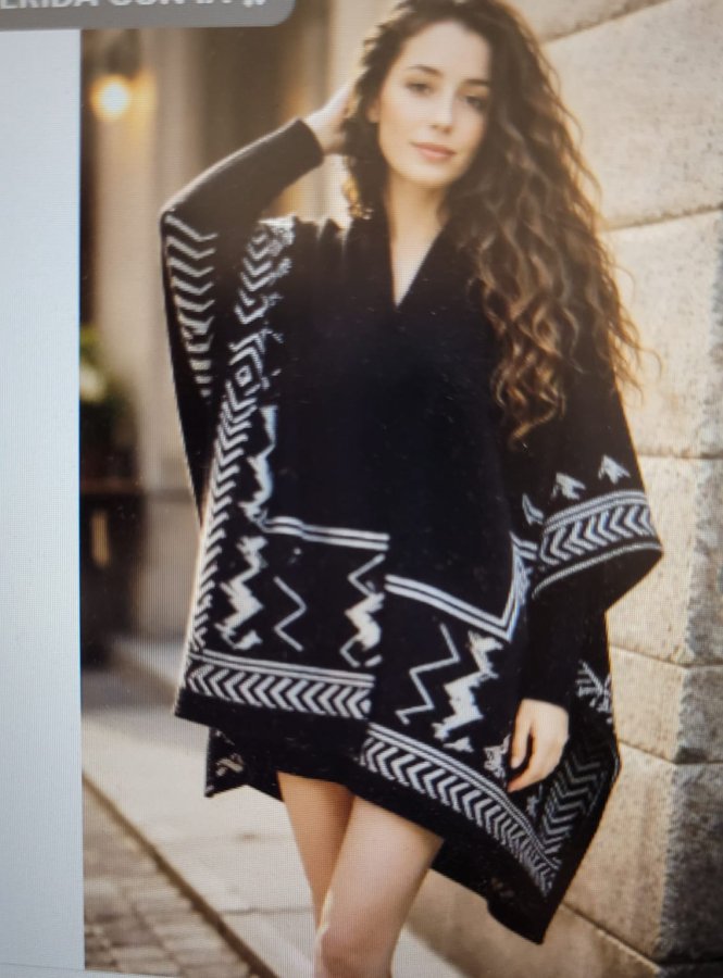 Sacon tipo poncho lana escoses, lisos y diseños