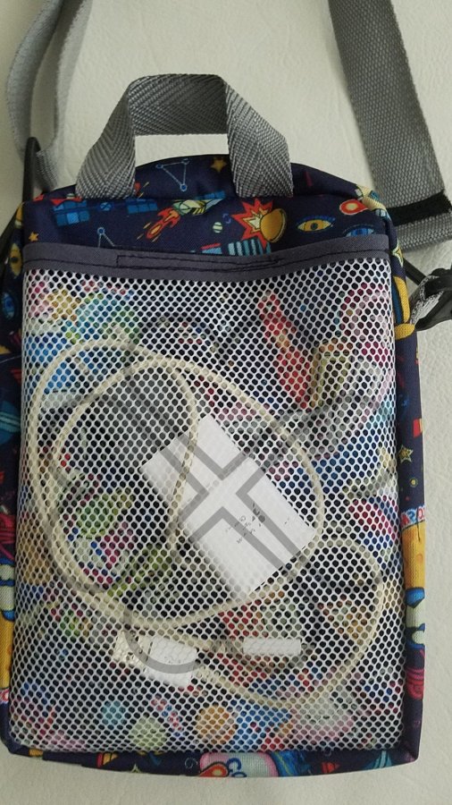 Bolsito Porta Tablet Estampas Infantiles ( 7" 8") Día del Niño, foto 2 de 3
