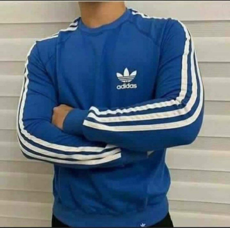Buzo deportivo de fabricación nacional, de excelente calidad., foto 2 de 3
