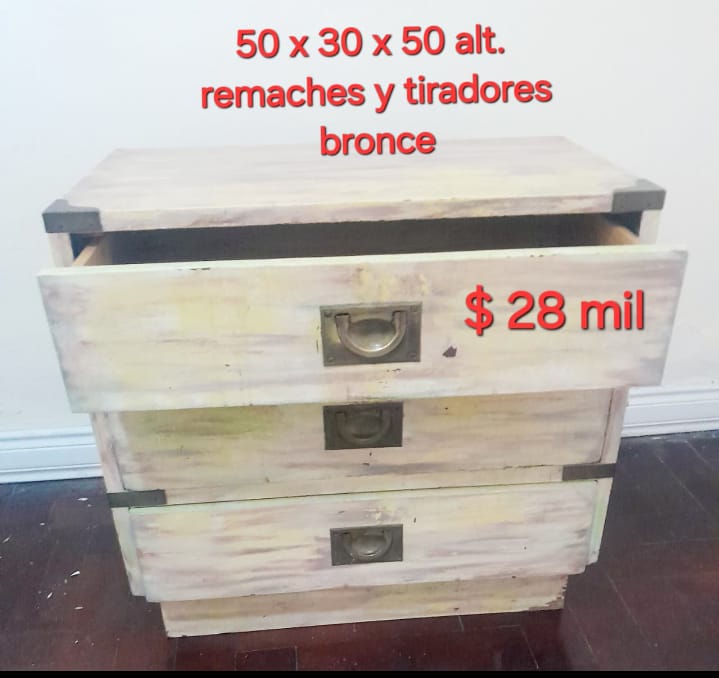 Cajonera 3 cajones herrajes bronce