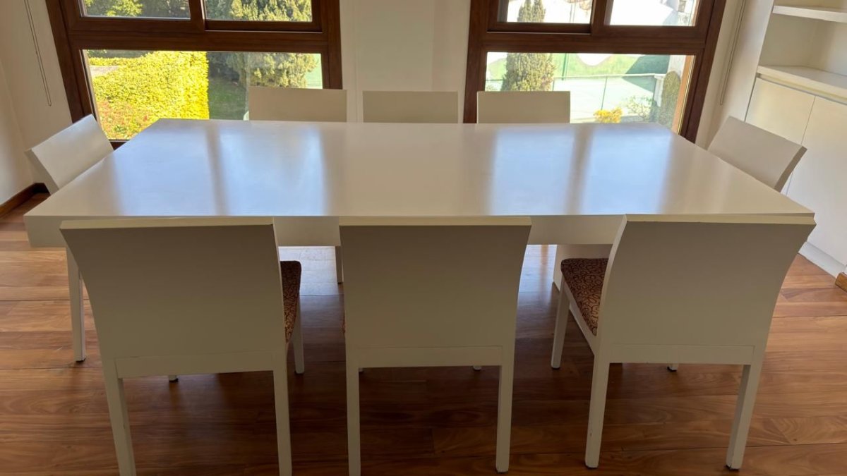 Mesa Comedor Laqueada Maciza 2,40 x 1,20 + 10 Sillas - Carpintería a Medida
