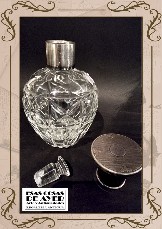 Antiguo perfumero de cristal y tapa de plata, foto 3 de 3