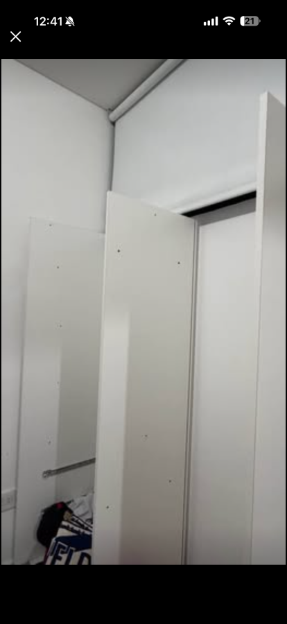 Placard 2,40 con 3 puertas corredizas y espejo, foto 3 de 3