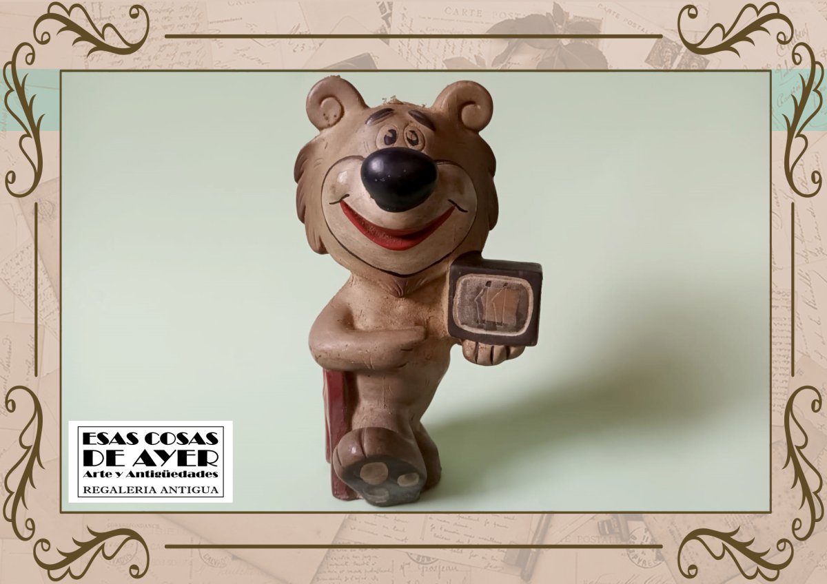 Antiguo muñeco Leoncio, mascota de Canal 11 (actual Telefe)